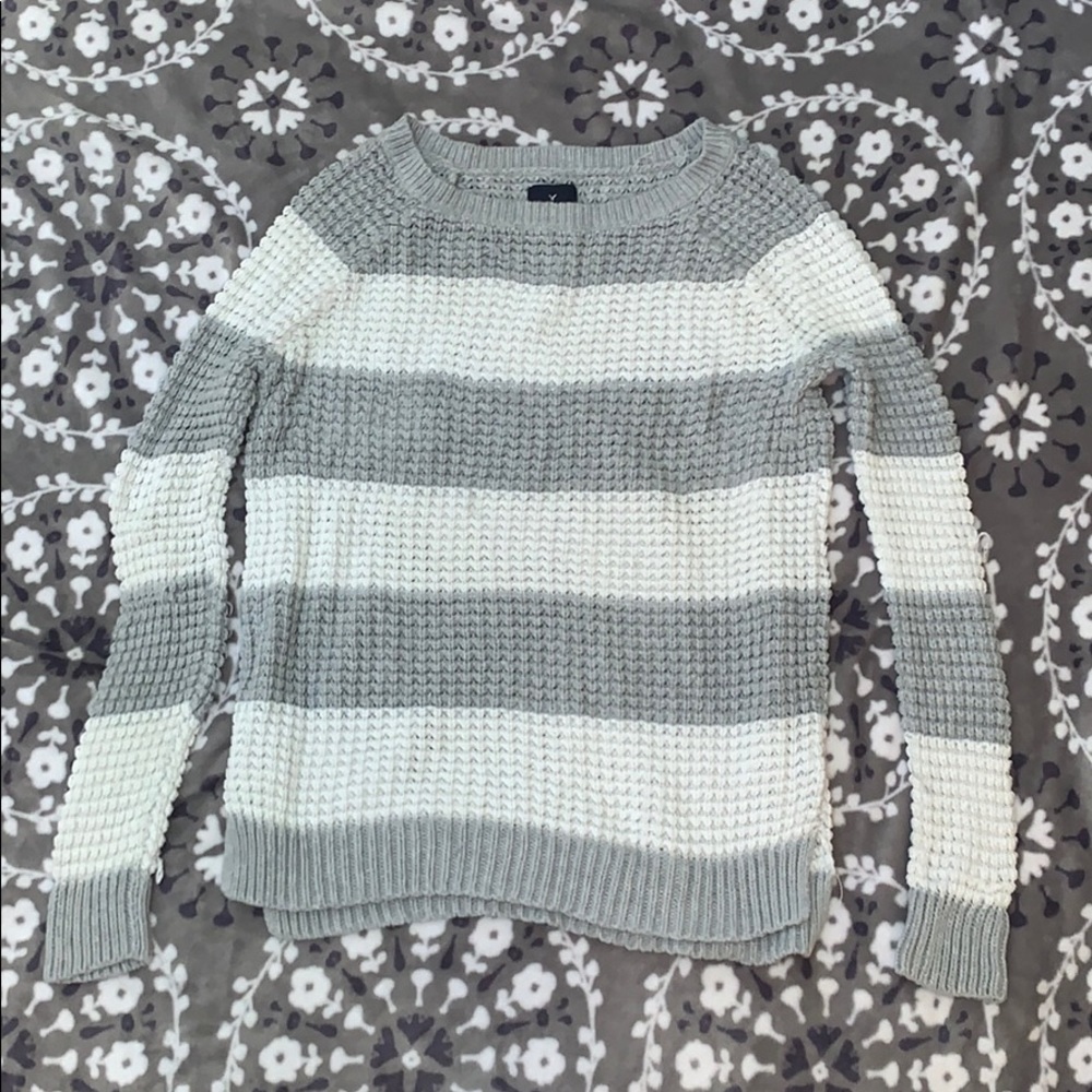 american eagle sweater